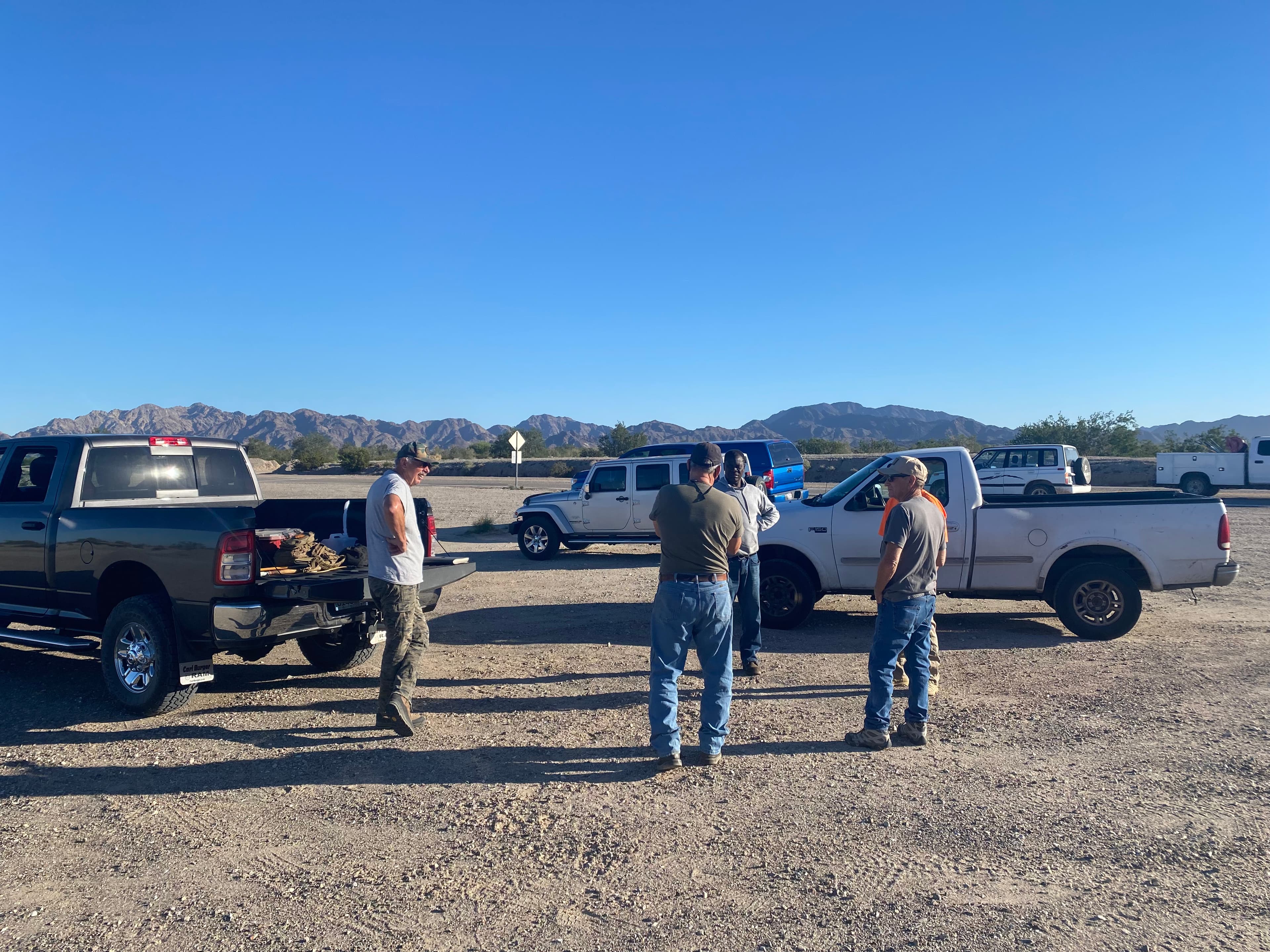 December 2025: A fun time at the Cargo outing this past weekend with over 24 members digging for gold. Christa, one of our members, brought out her new ‘gold catcher’, the River Dance gold jig. And Molly and Picker showing us how to find gold!!